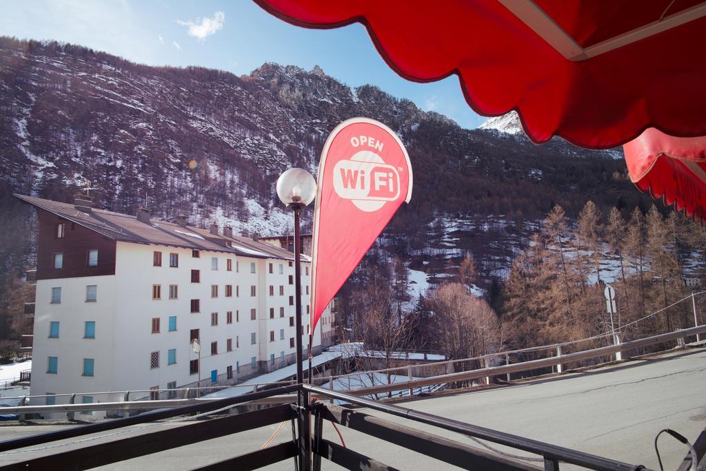Hotel Etoile De Neige 발토우르넨체 외부 사진