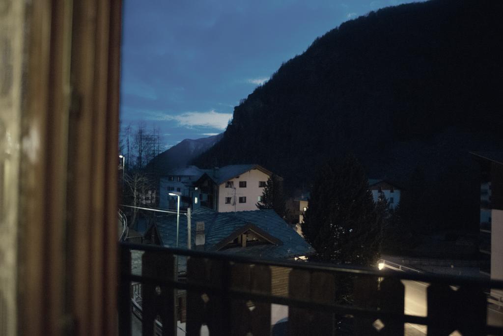 Hotel Etoile De Neige 발토우르넨체 외부 사진