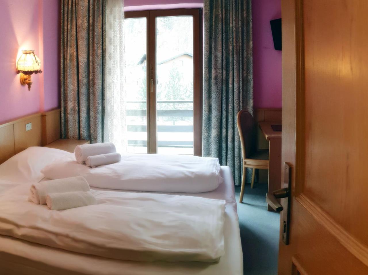 Hotel Etoile De Neige 발토우르넨체 외부 사진